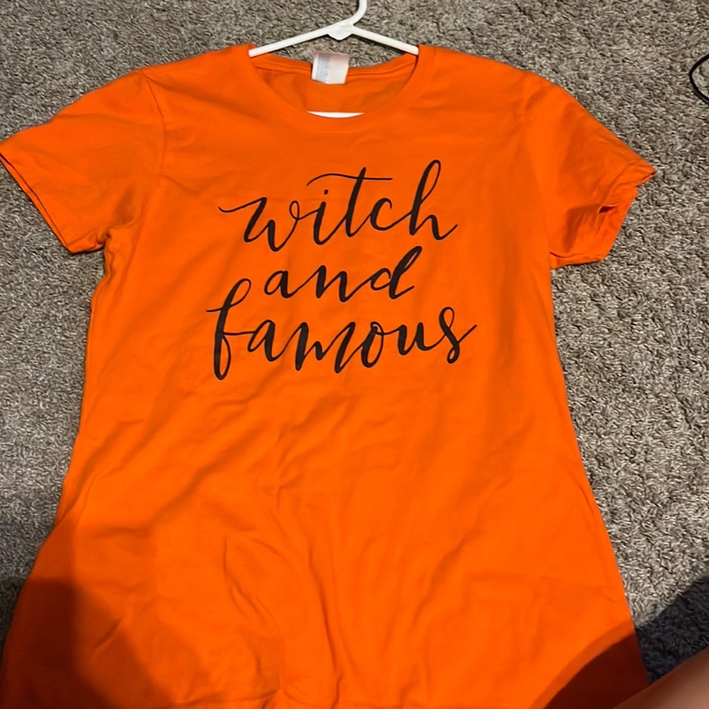 Halloween graphic tee